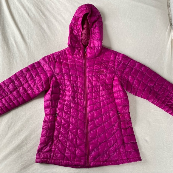 Hot Pink North Face Thermoball Down Jacket Size Medium - Picture 3 of 9